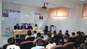 Mingəçevir yol polisi şagirdlərlə maarifləndirici tədbir keçirib