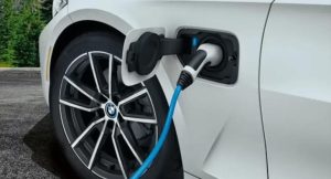 Elektromobil sahiblərinin NƏZƏRİNƏ: Daha çox risk altındadır