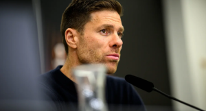 “Çelsi” Xabi Alonso ilə danışıqlara başlayıb